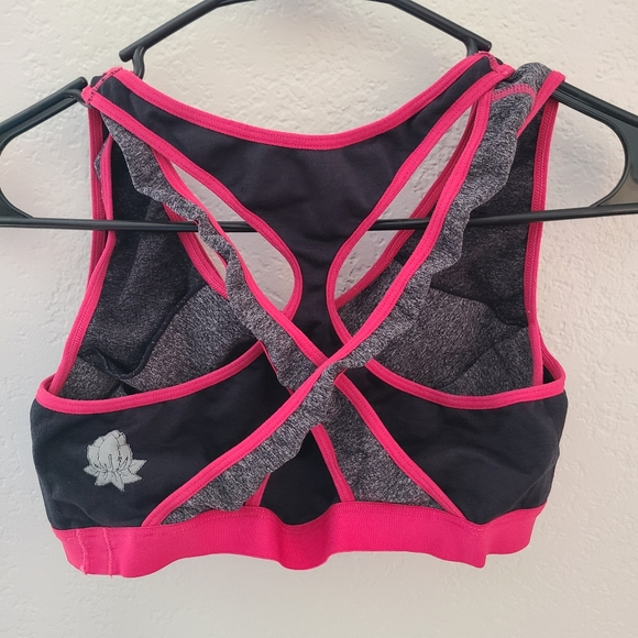 2 Medium Cake Lotus Hands Free Pumping Sports Nursing Bra pink & teal VGUC - Picture 6 of 13